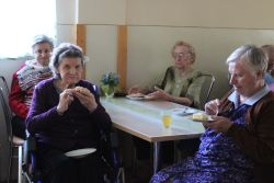Október - mesiac úcty k starším - IMG_1793